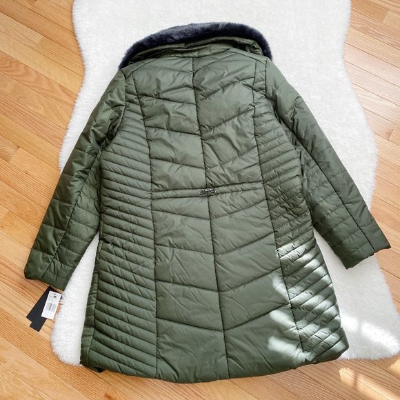 WEATHERPROOF Women's Modern Shaped Puffer Coat, Faux Fur, Olive, Size 1X - Picture 3 of 9